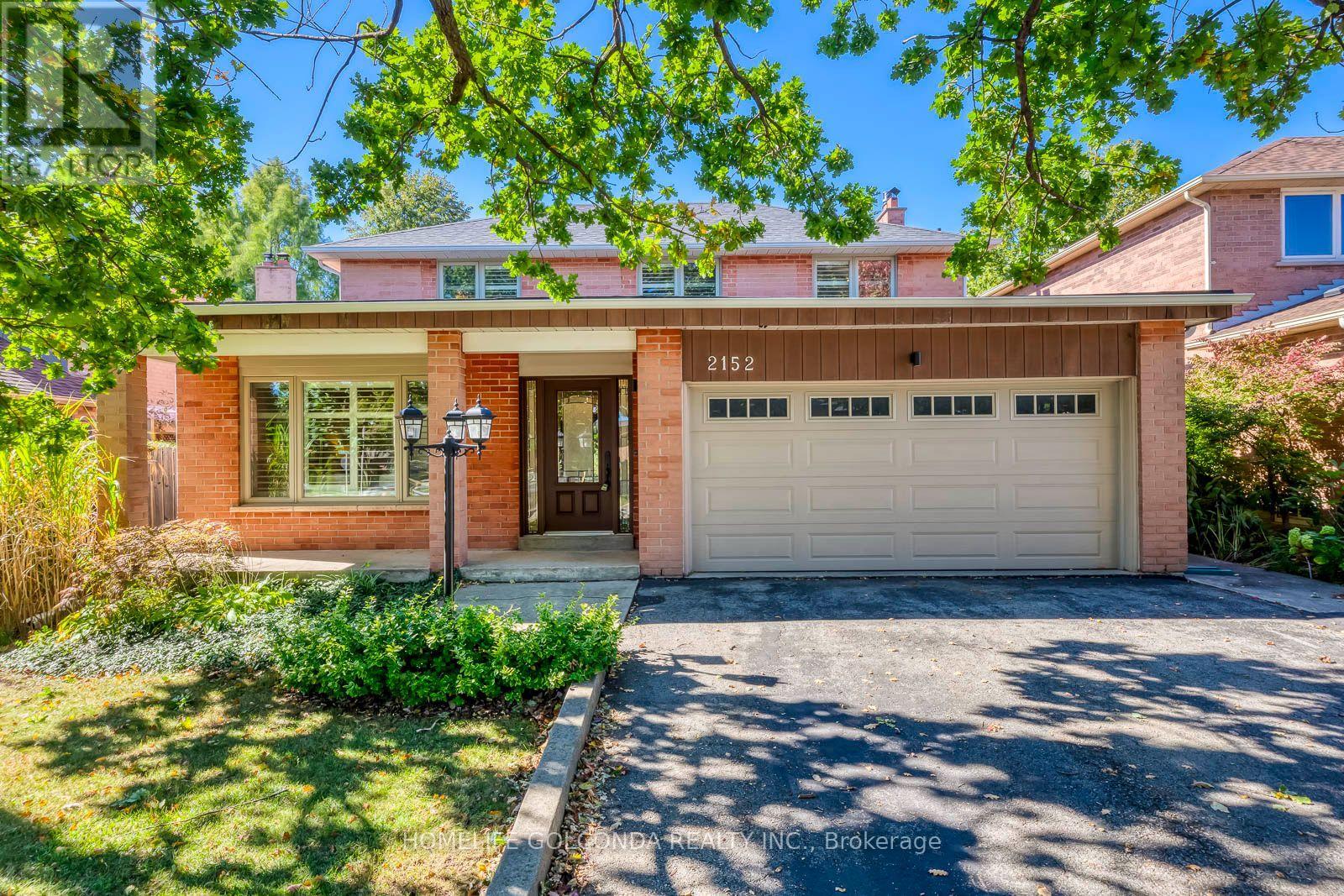 2152 MUNN'S AVENUE, Oakville, Ontario
