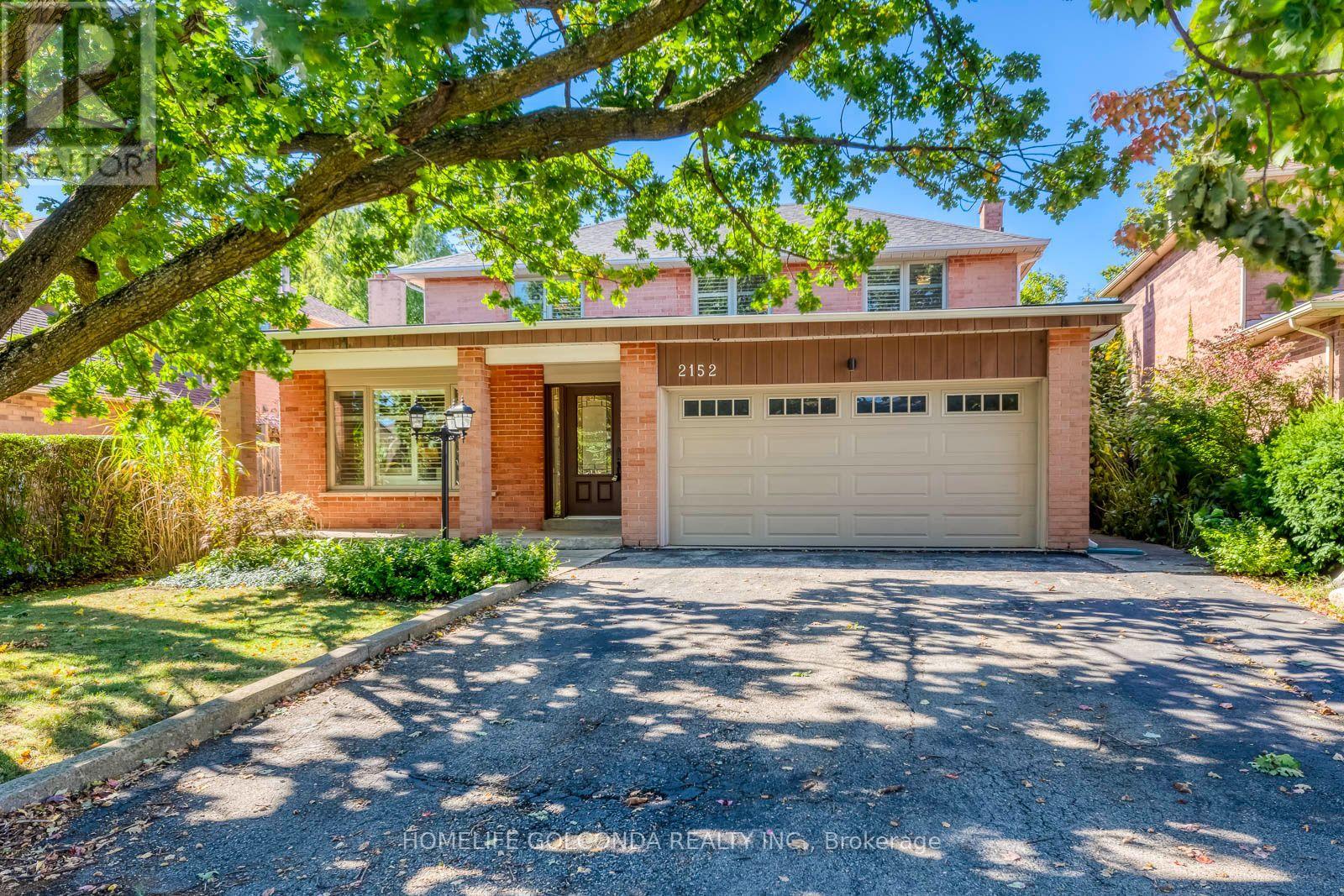 2152 Munn's Avenue, Oakville, Ontario  L6H 3T2 - Photo 2 - W13860382