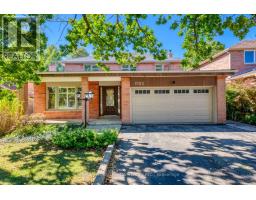 2152 MUNN'S AVENUE, Oakville, Ontario