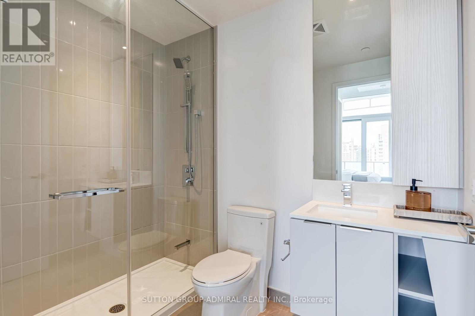 2401 - 3900 Confederation Parkway, Mississauga, Ontario  L5B 0M3 - Photo 16 - W13860386