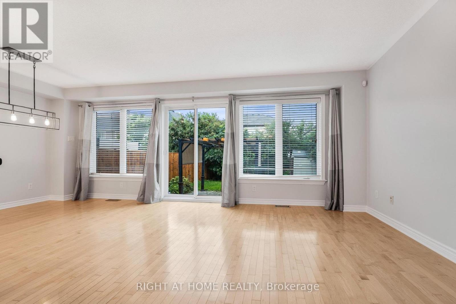 514 Cherokee Way, Ottawa, Ontario  K2S 0H5 - Photo 8 - X13860370