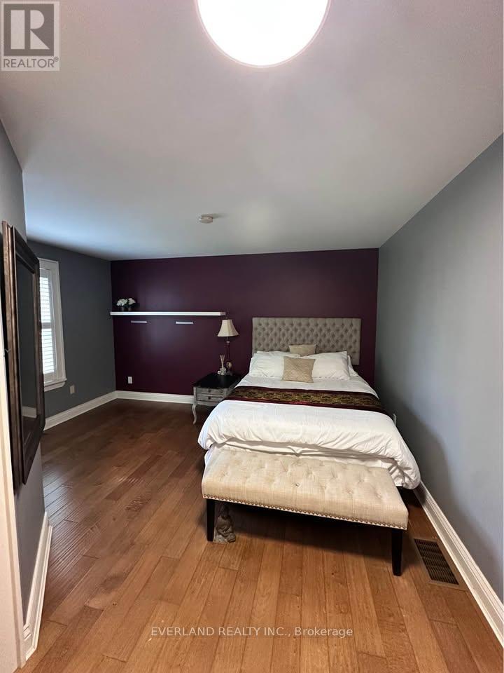 Ensuite Room - 3369 St Paul Avenue, Niagara Falls, Ontario  L2J 2M3 - Photo 13 - X13860388