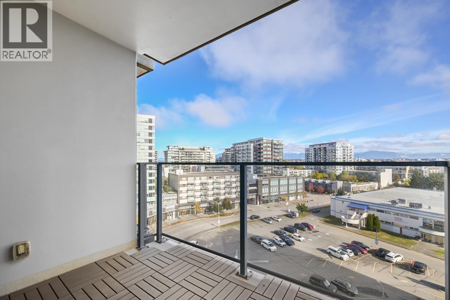1007 7468 LANSDOWNE ROAD