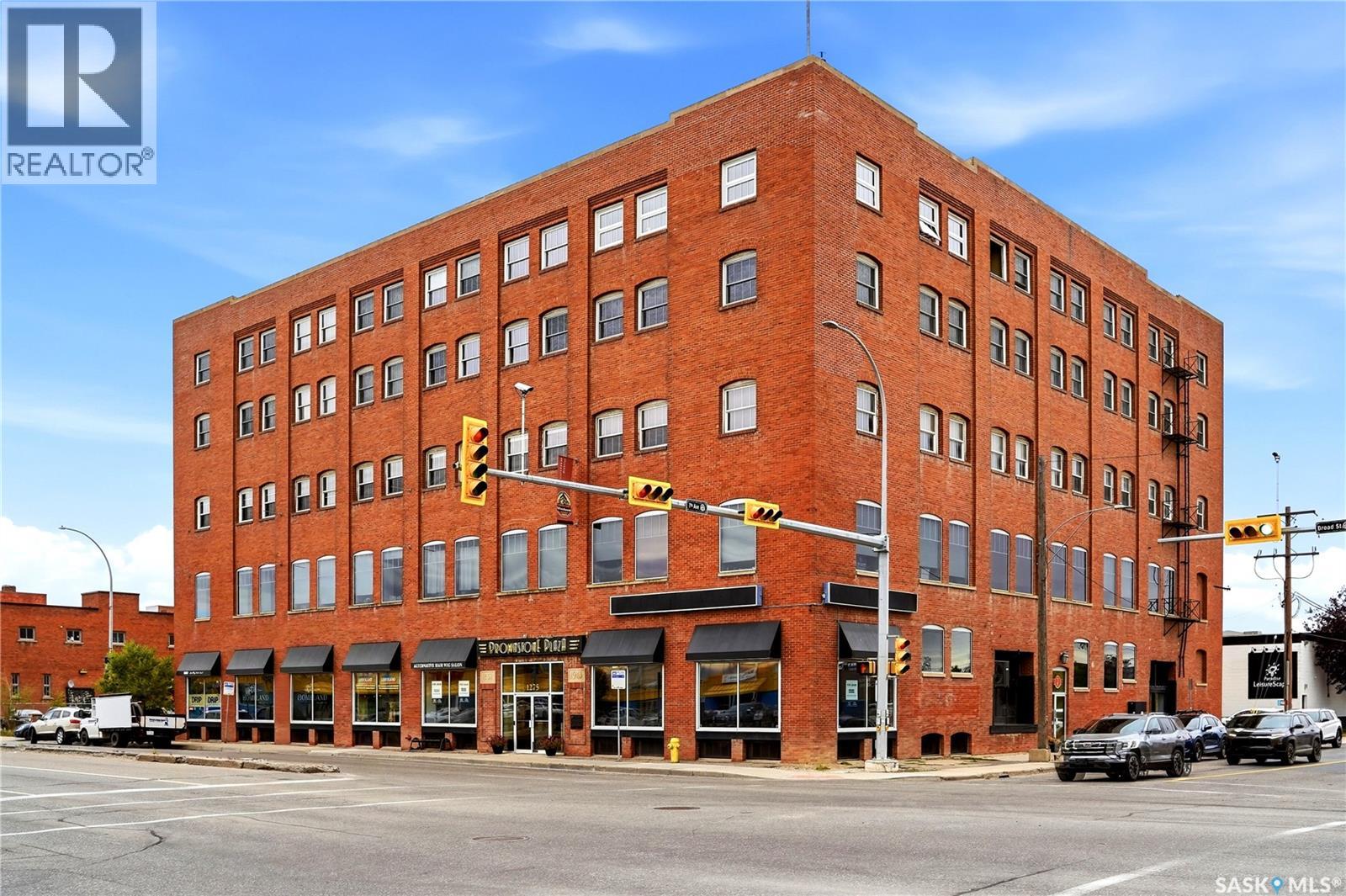 506 1275 Broad Street, Regina, Saskatchewan  S4R 1Y2 - Photo 2 - SK050353