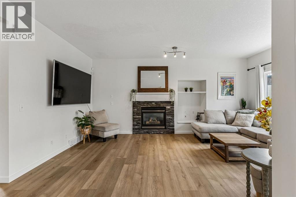 100 Evansbrooke Landing NW, Calgary, Alberta  T3P 1G5 - Photo 4 - A2349696
