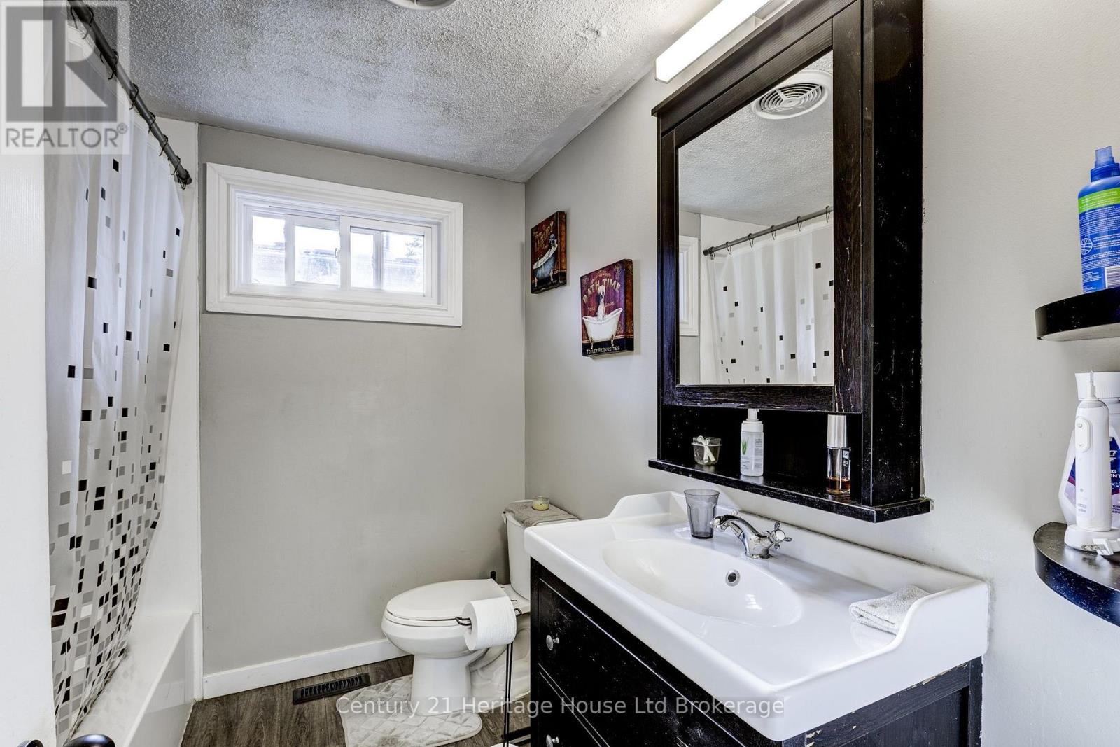 124 Innes Street, Ingersoll, Ontario  N5C 2R5 - Photo 24 - X13860432