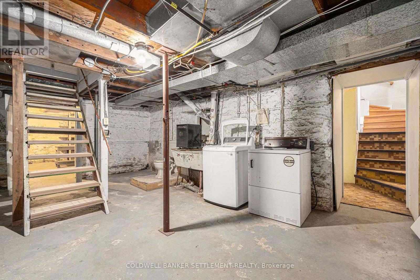 68 Wilson Street W, Perth, Ontario  K7H 2N6 - Photo 39 - X13860454