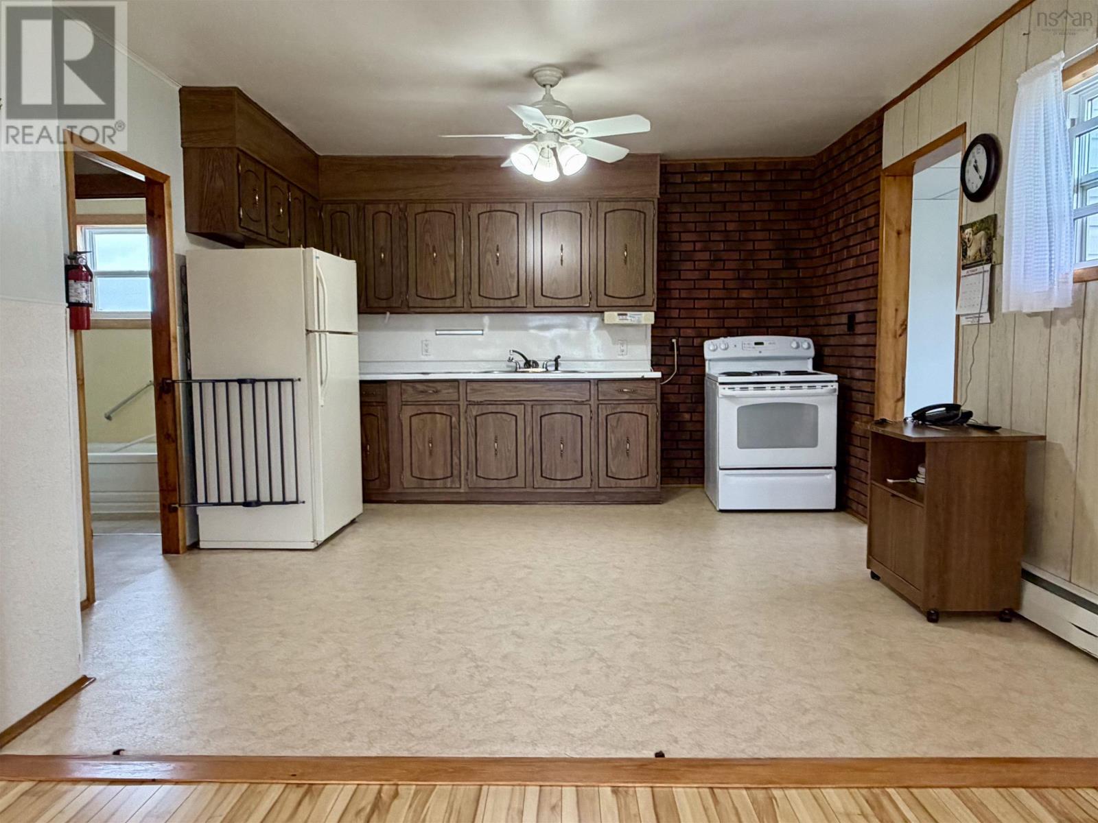 174 Maclean Street, Donkin, Nova Scotia  B1A 6R3 - Photo 13 - 202625066