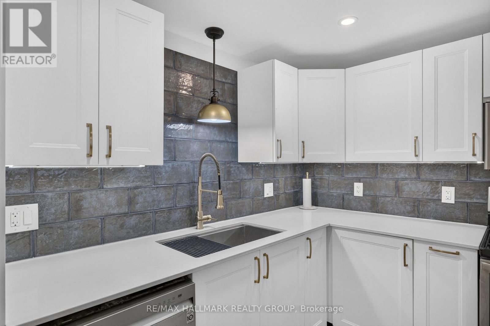 241 Lewis Street E, Edwardsburgh/cardinal, Ontario  K0E 1E0 - Photo 11 - X13859972