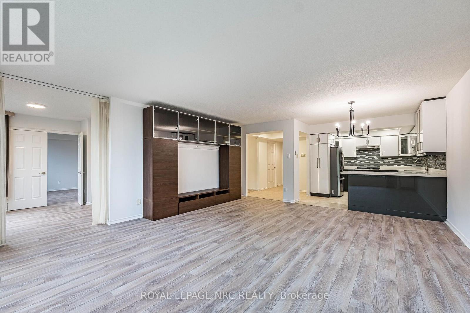 411 - 310 Mill Street S, Brampton, Ontario  L6Y 3B1 - Photo 19 - W13860412
