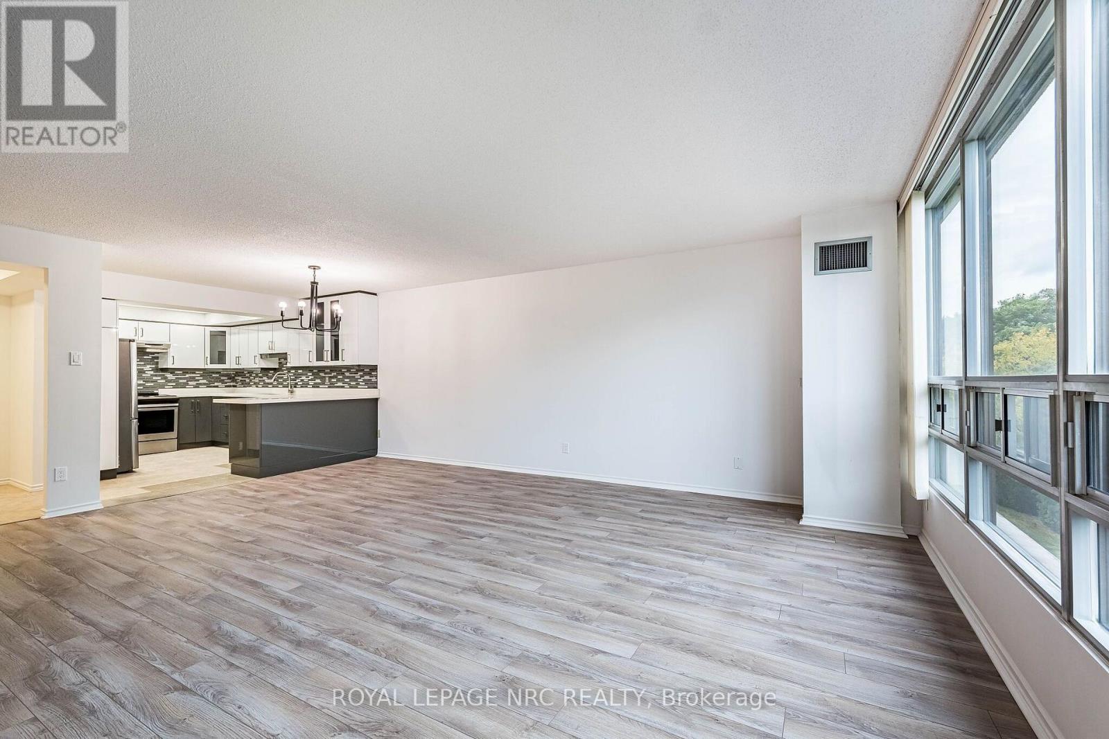 411 - 310 Mill Street S, Brampton, Ontario  L6Y 3B1 - Photo 21 - W13860412