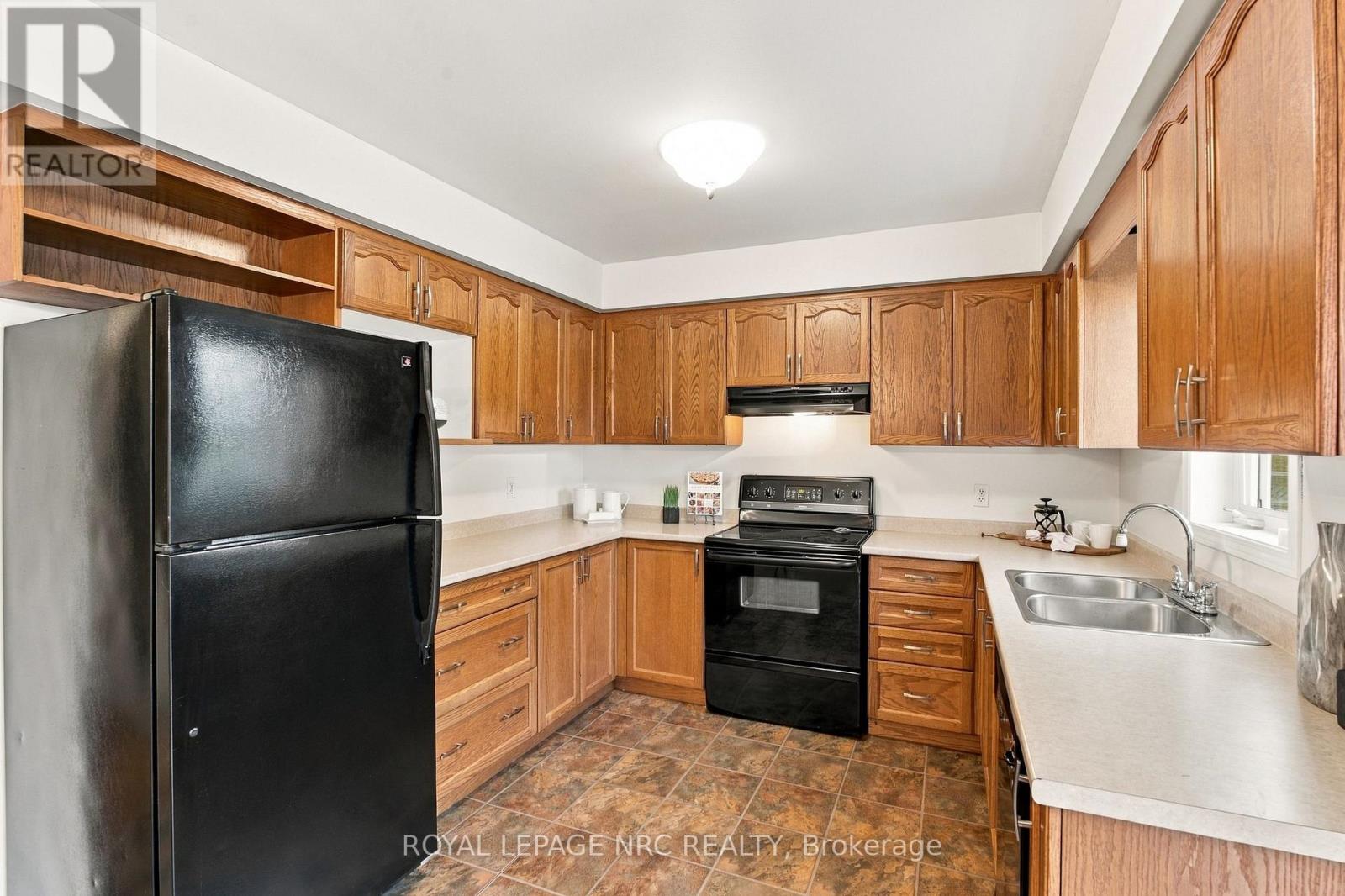 4529 Garden Gate Terrace, Lincoln, Ontario  L3J 0E6 - Photo 11 - X13860446