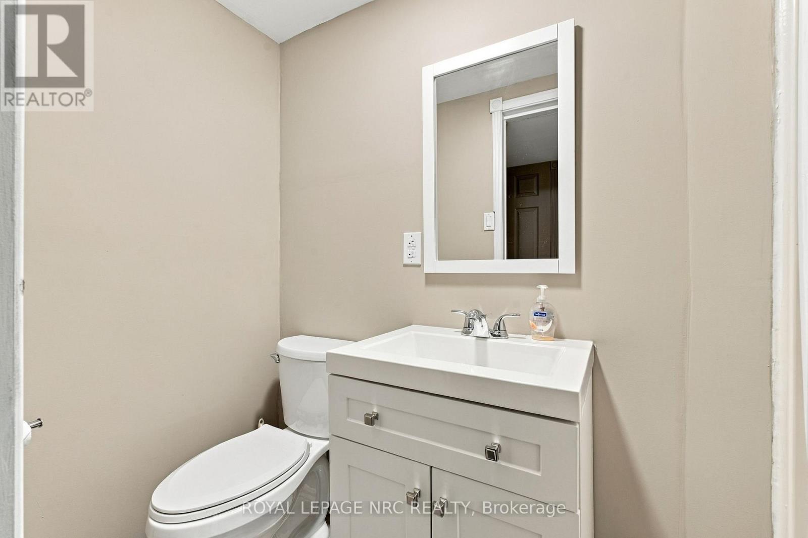 4529 Garden Gate Terrace, Lincoln, Ontario  L3J 0E6 - Photo 28 - X13860446
