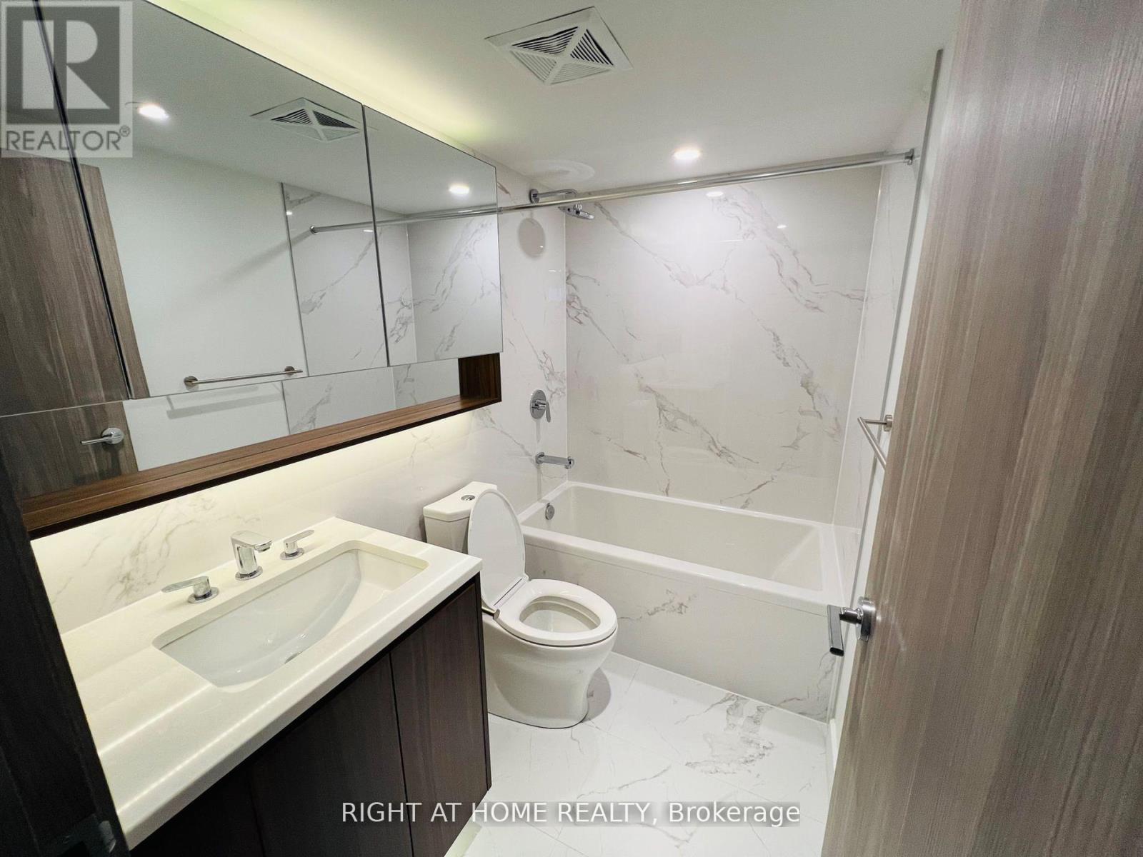 2311 - 38 Widmer Street, Toronto, Ontario  M5V 3M6 - Photo 16 - C13860426