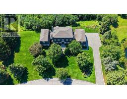 25 BOVAIR TRAIL, Aurora, Ontario
