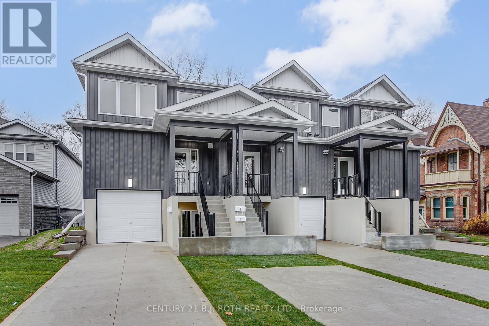 6 - 98 PEEL STREET, barrie (wellington), Ontario