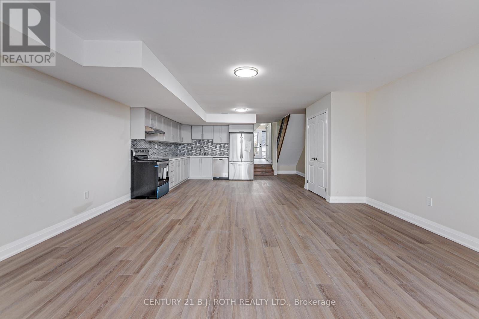 6 - 98 Peel Street, Barrie (Wellington), Ontario L4M 3K7 - Photo 8 - S13860506