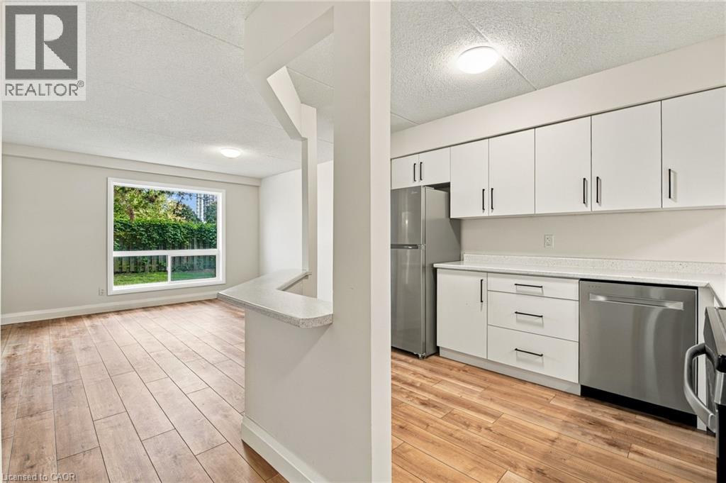 3085 Kingsway Drive Unit# 13, Kitchener, Ontario  N2C 2P2 - Photo 8 - 40863596