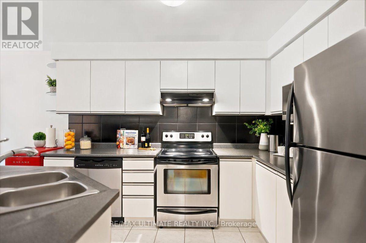 50 Sam Frustaglio Drive, Toronto, Ontario  M9N 3Y6 - Photo 11 - W13860410