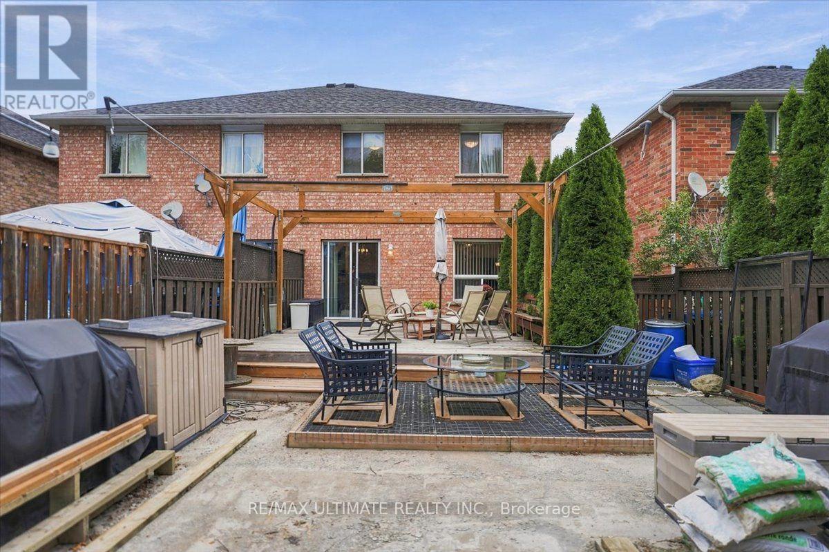 50 Sam Frustaglio Drive, Toronto, Ontario  M9N 3Y6 - Photo 30 - W13860410