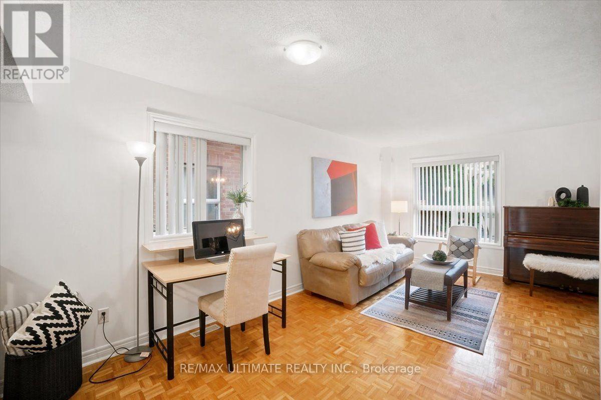 50 Sam Frustaglio Drive, Toronto, Ontario  M9N 3Y6 - Photo 4 - W13860410