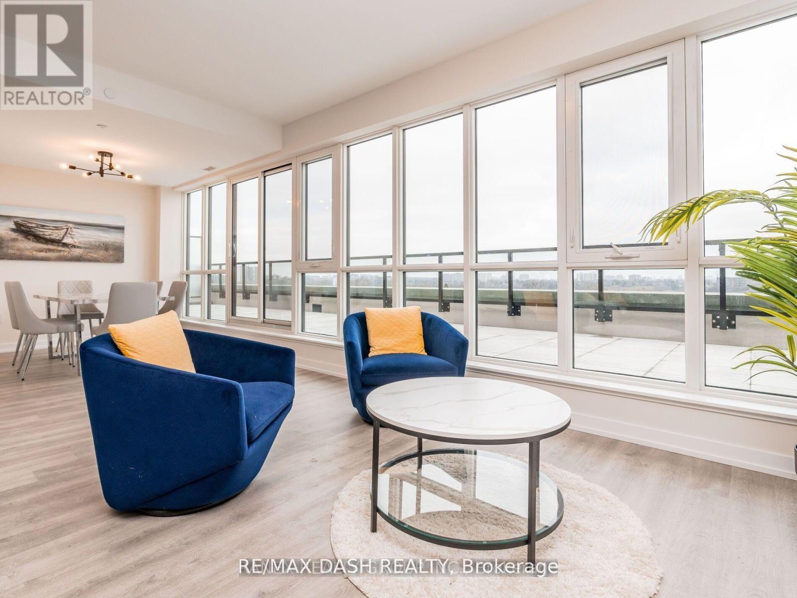 723 - 2300 ST. CLAIR AVENUE W