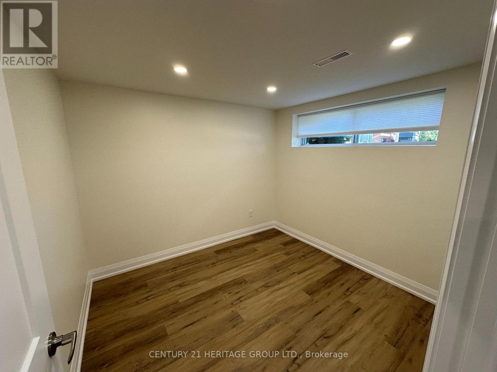Basement - 49 Larstone Avenue, Toronto, Ontario  M8Z 2N7 - Photo 7 - W13860492
