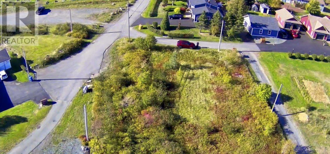 15-17 Cemetery Road, Upper Island Cove — photo 2