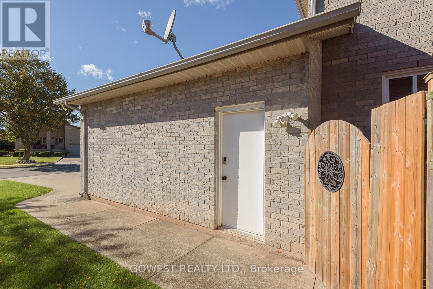 127 Valera Drive, Hamilton, Ontario  L8E 4S9 - Photo 47 - X13860468