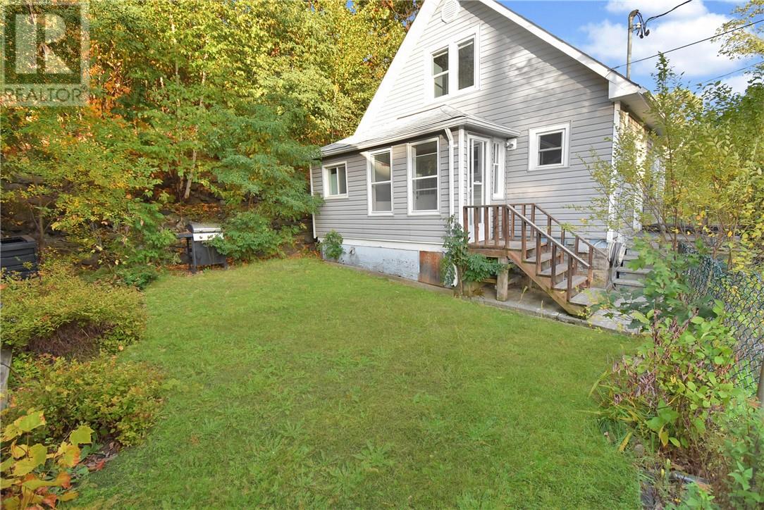 294 Kathleen Street, Sudbury, Ontario  P3C 2L8 - Photo 3 - 2130764