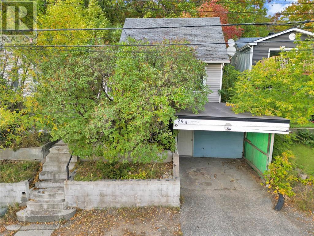 294 Kathleen Street, Sudbury, Ontario  P3C 2L8 - Photo 4 - 2130764
