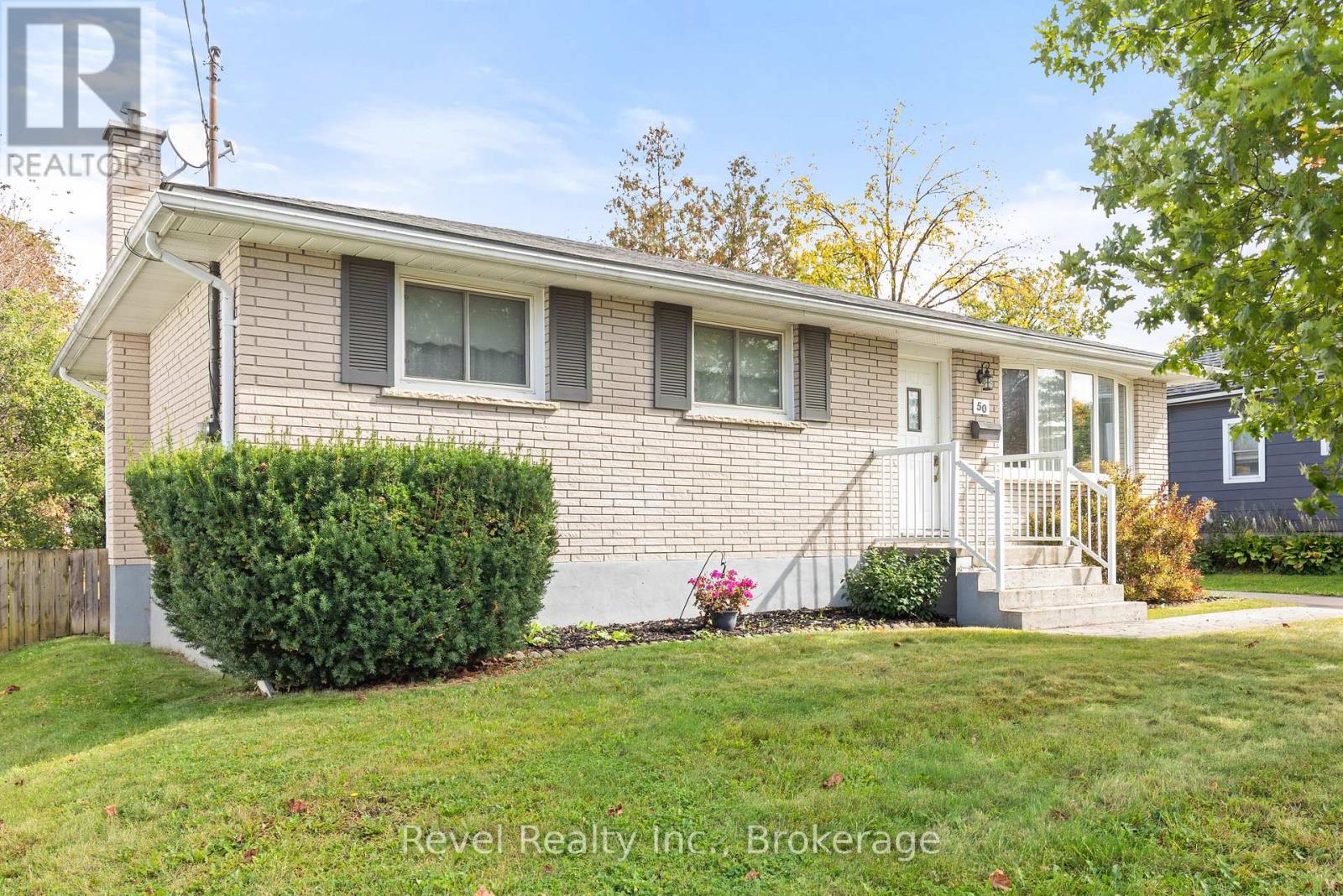 50 St David Street, Kawartha Lakes, Ontario  K9V 1N3 - Photo 3 - X13860520