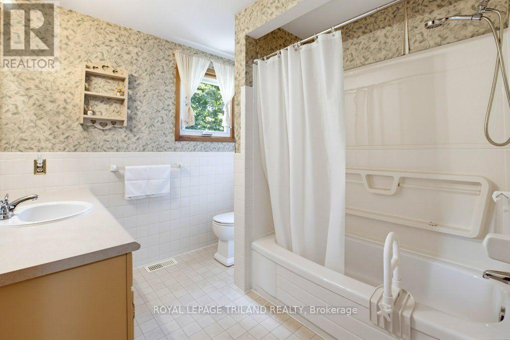 134 St Lawrence Boulevard, London South (South O), Ontario  N6J 2X1 - Photo 28 - X13860538
