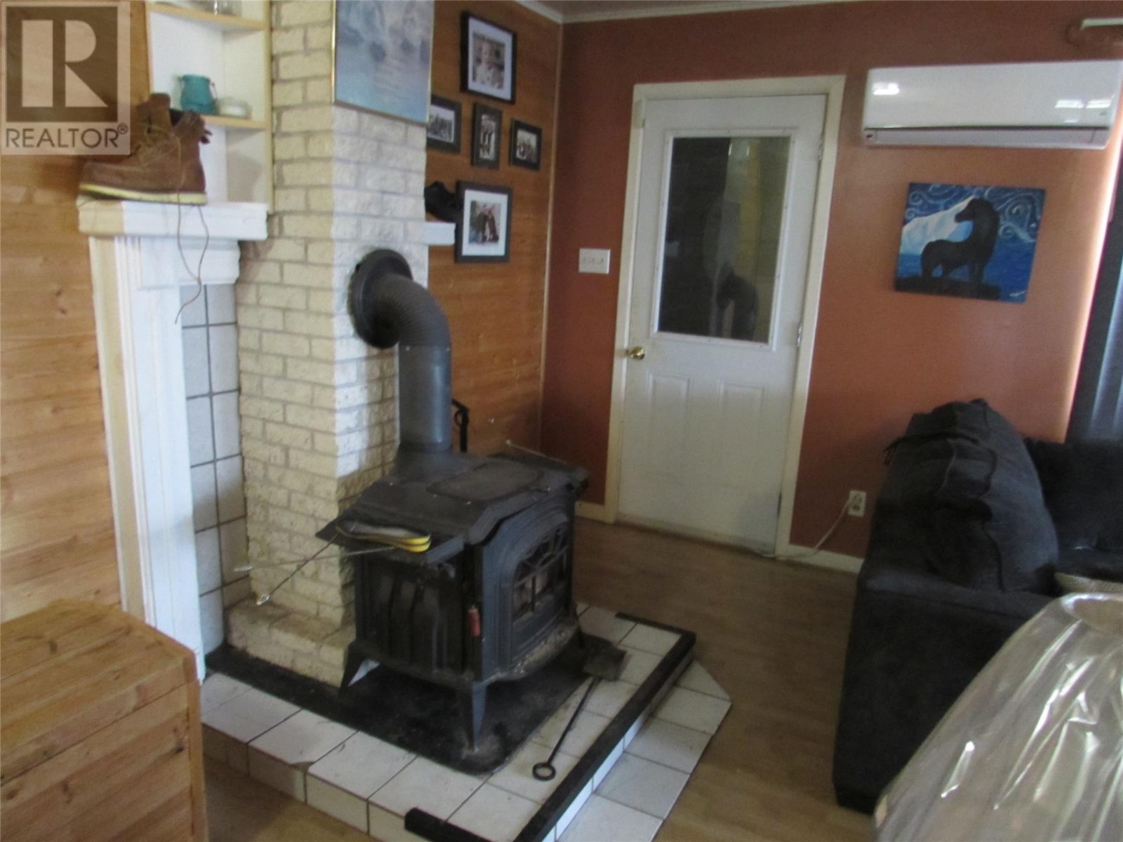 35 Ryan's Hill, Colliers — photo 33