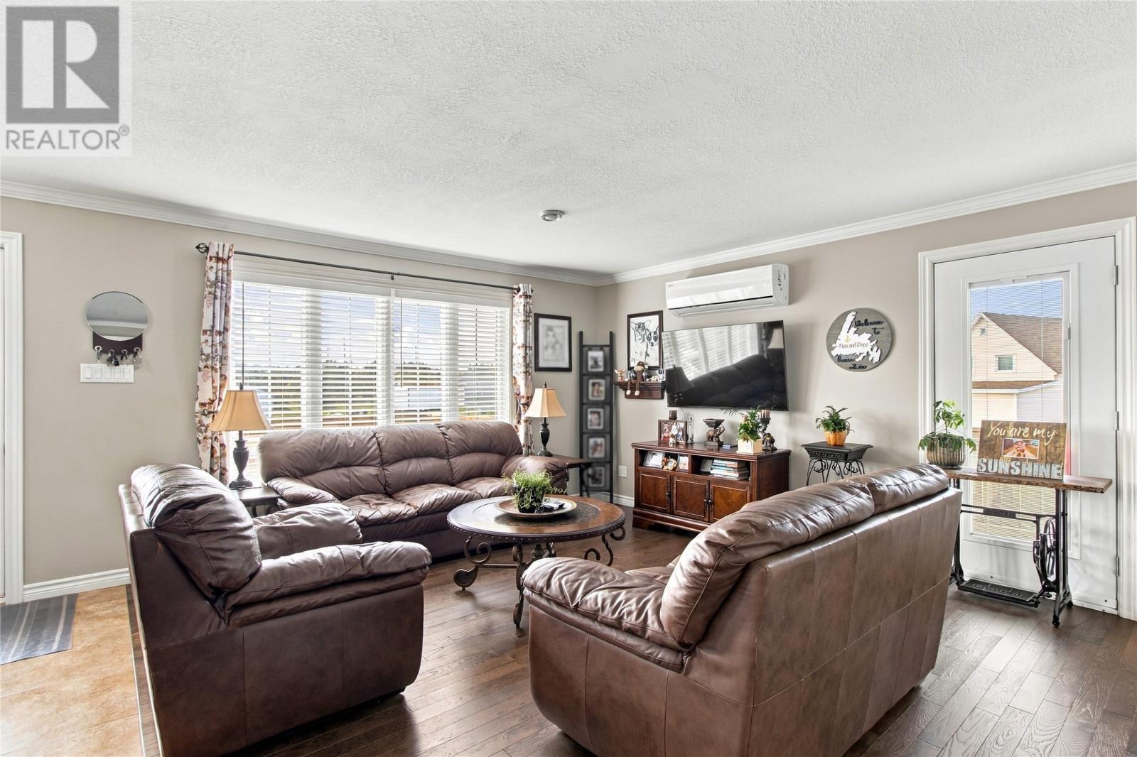 19 Hibbs Road, Bell Island — photo 4