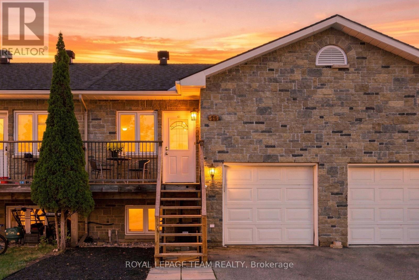 24 Farm Street, Mississippi Mills, Ontario  K0A 1A0 - Photo 3 - X13860544