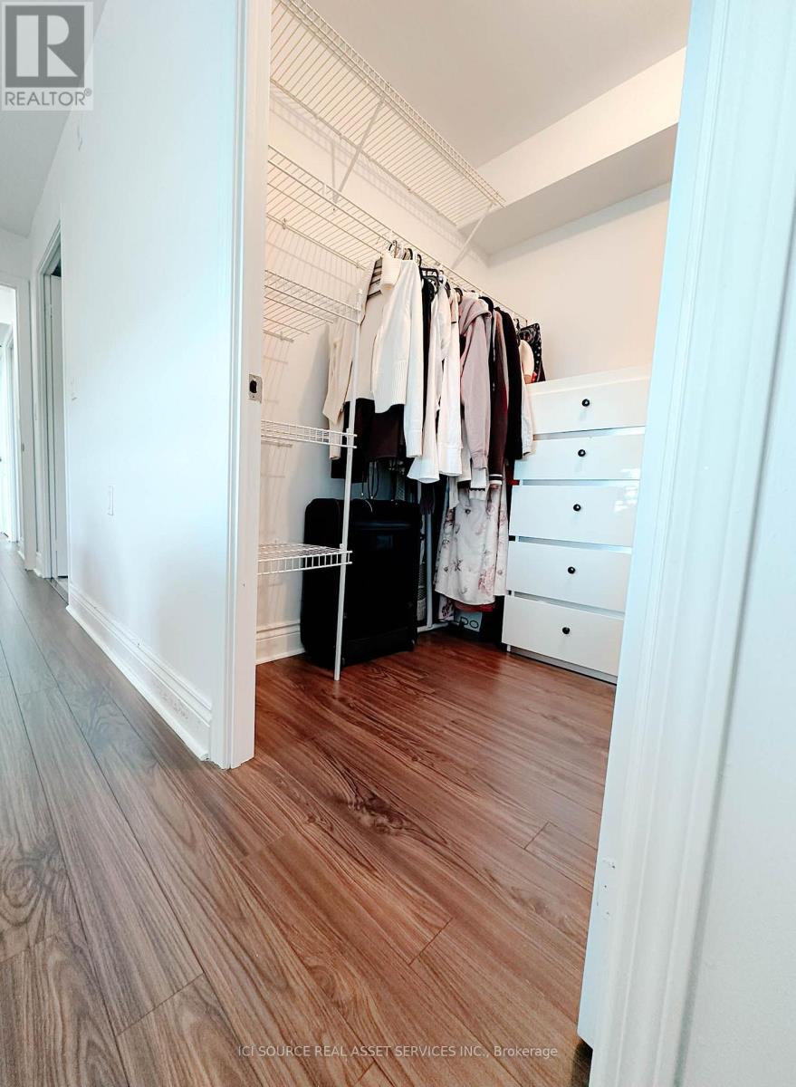 901 - 935 Sheppard Avenue W, Toronto, Ontario M3H 2T7 - Photo 20 - C13860528