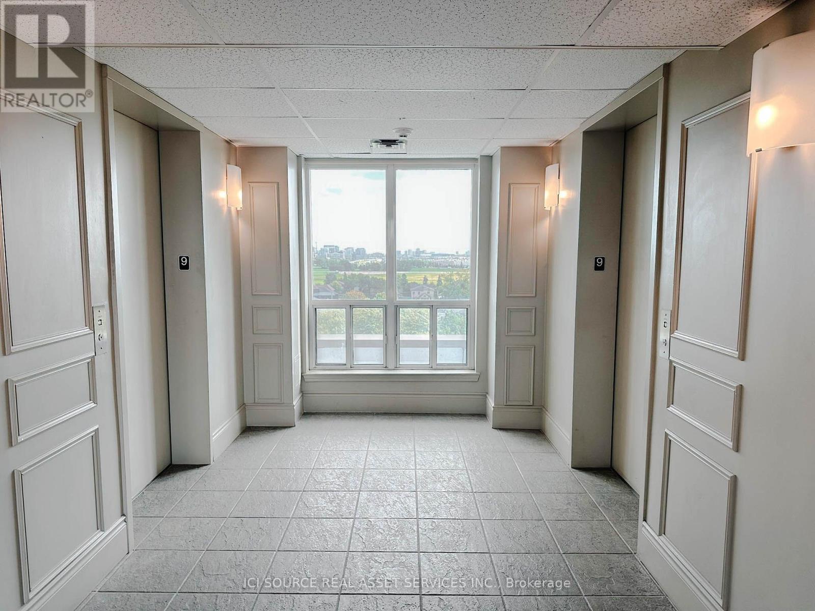 901 - 935 Sheppard Avenue W, Toronto, Ontario M3H 2T7 - Photo 22 - C13860528
