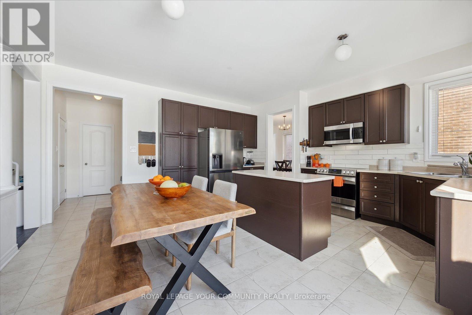 93 Mount Crescent, Essa (Angus), Ontario  L0M 1B5 - Photo 12 - N13860514