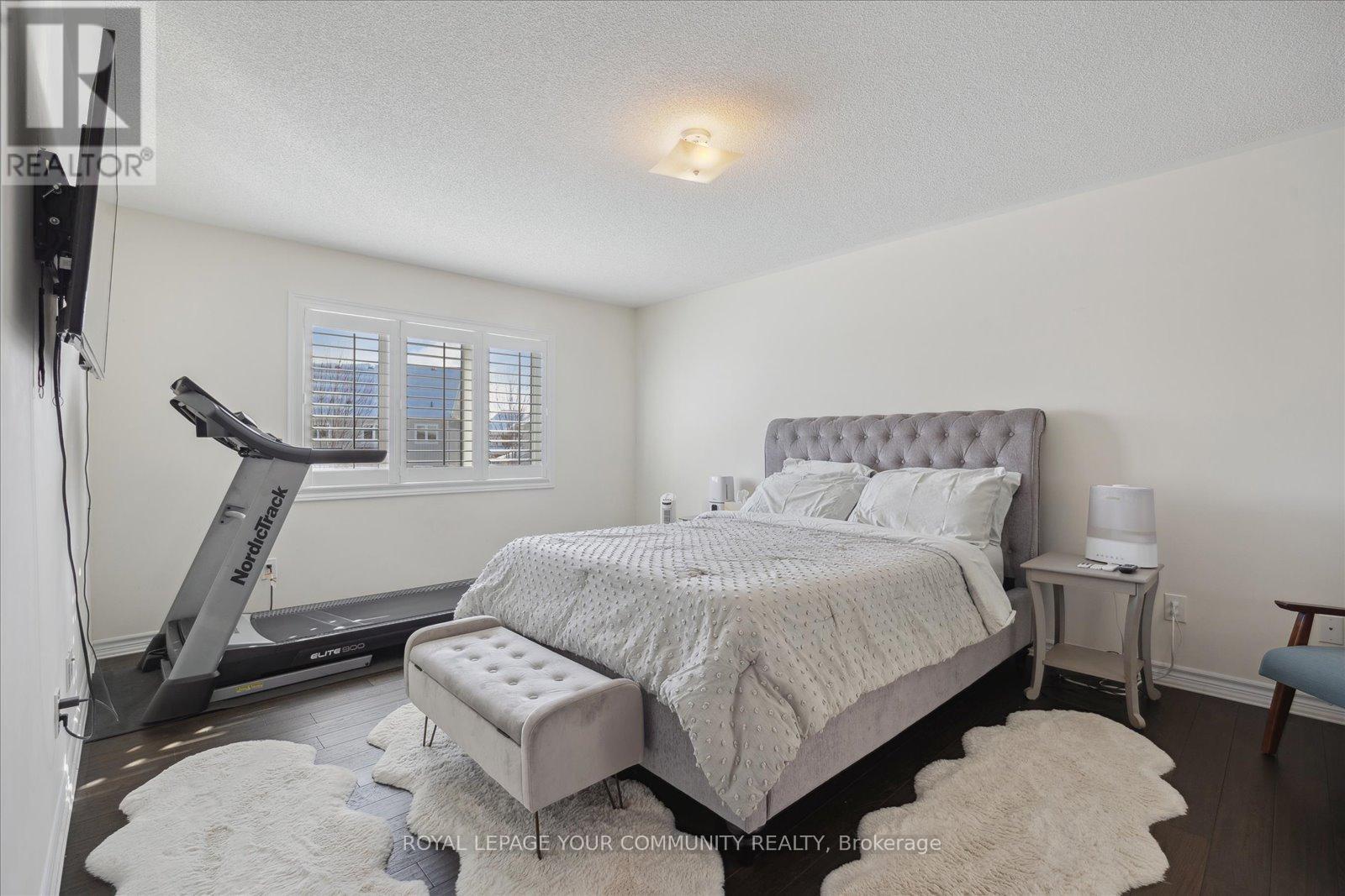 93 Mount Crescent, Essa (Angus), Ontario  L0M 1B5 - Photo 18 - N13860514