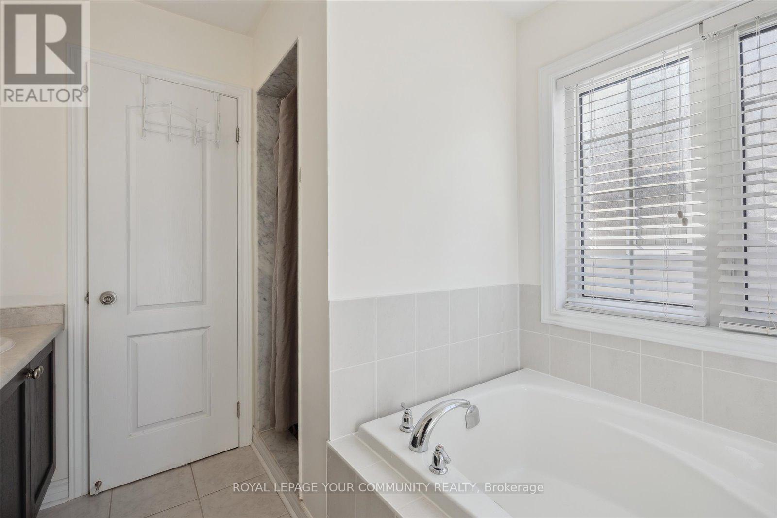 93 Mount Crescent, Essa (Angus), Ontario  L0M 1B5 - Photo 21 - N13860514
