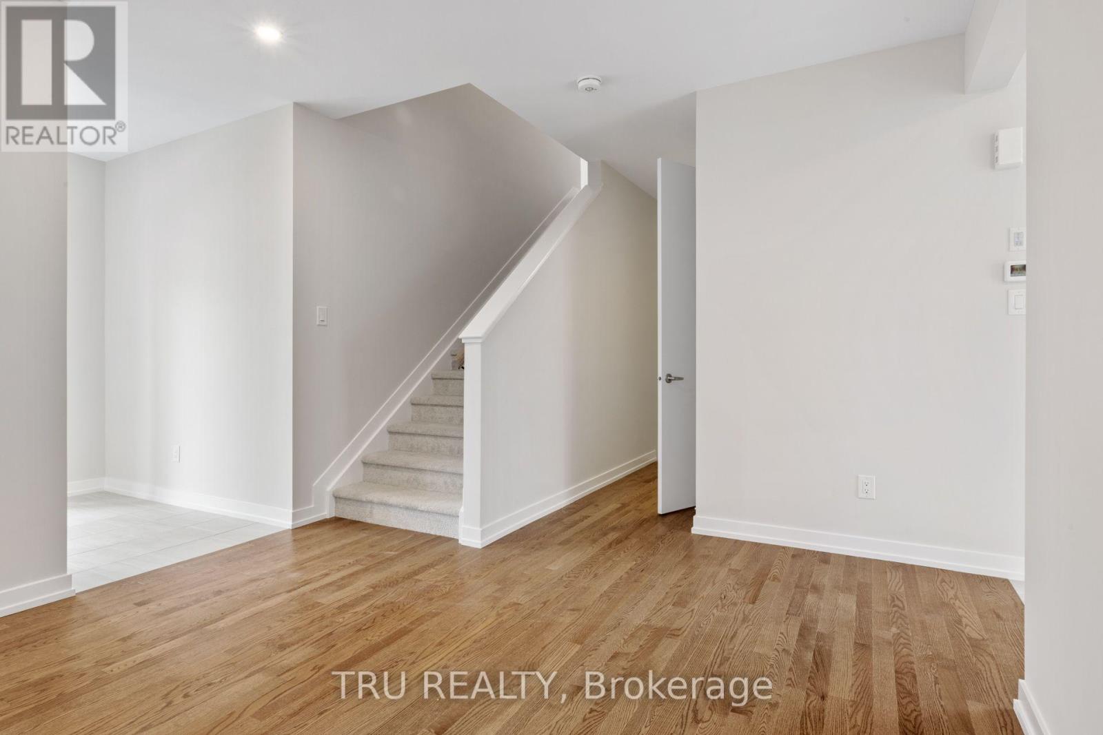 77 Hackamore Crescent, Ottawa, Ontario  K0A 2Z0 - Photo 8 - X13860498