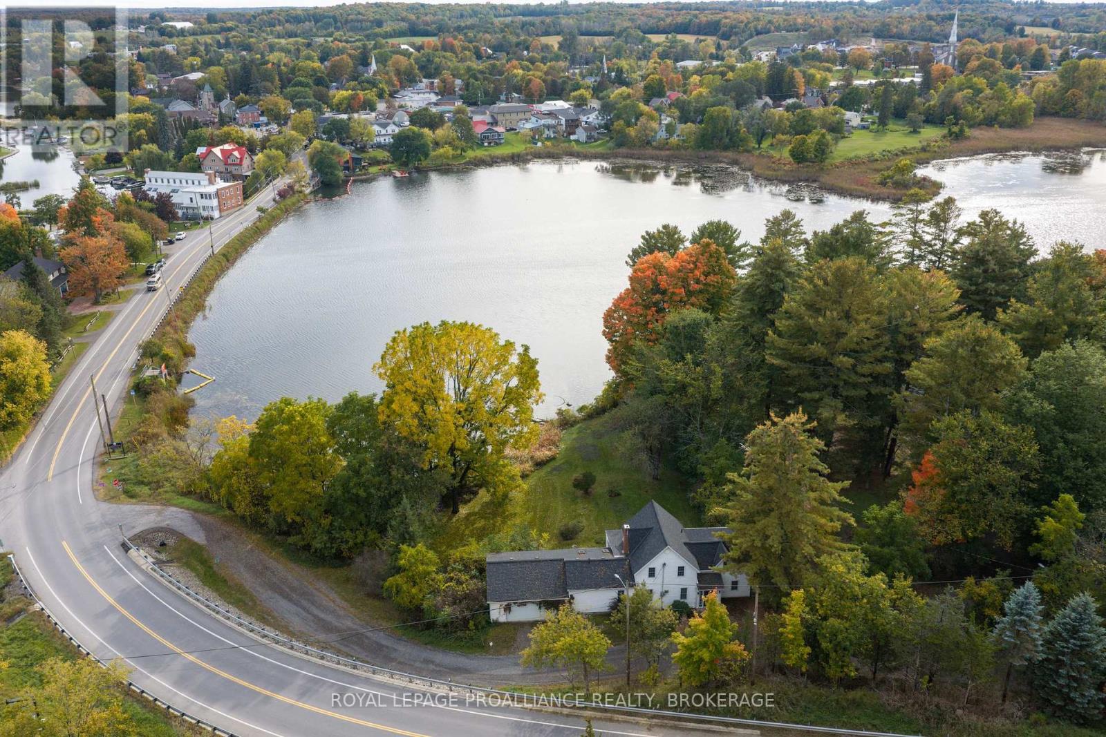 1 Pond Street, Westport, Ontario  K0G 1X0 - Photo 46 - X13092690