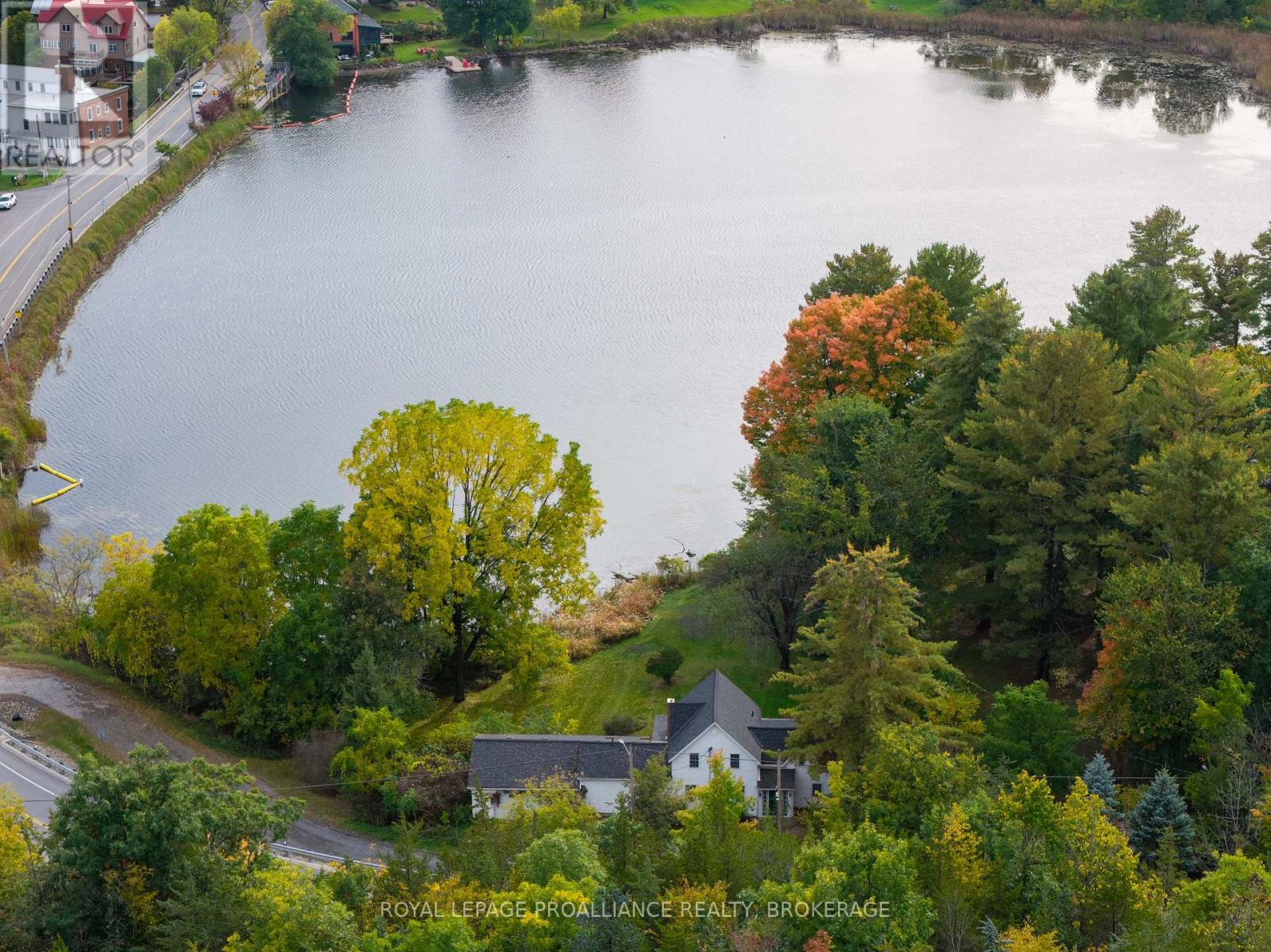 1 Pond Street, Westport, Ontario  K0G 1X0 - Photo 6 - X13092690
