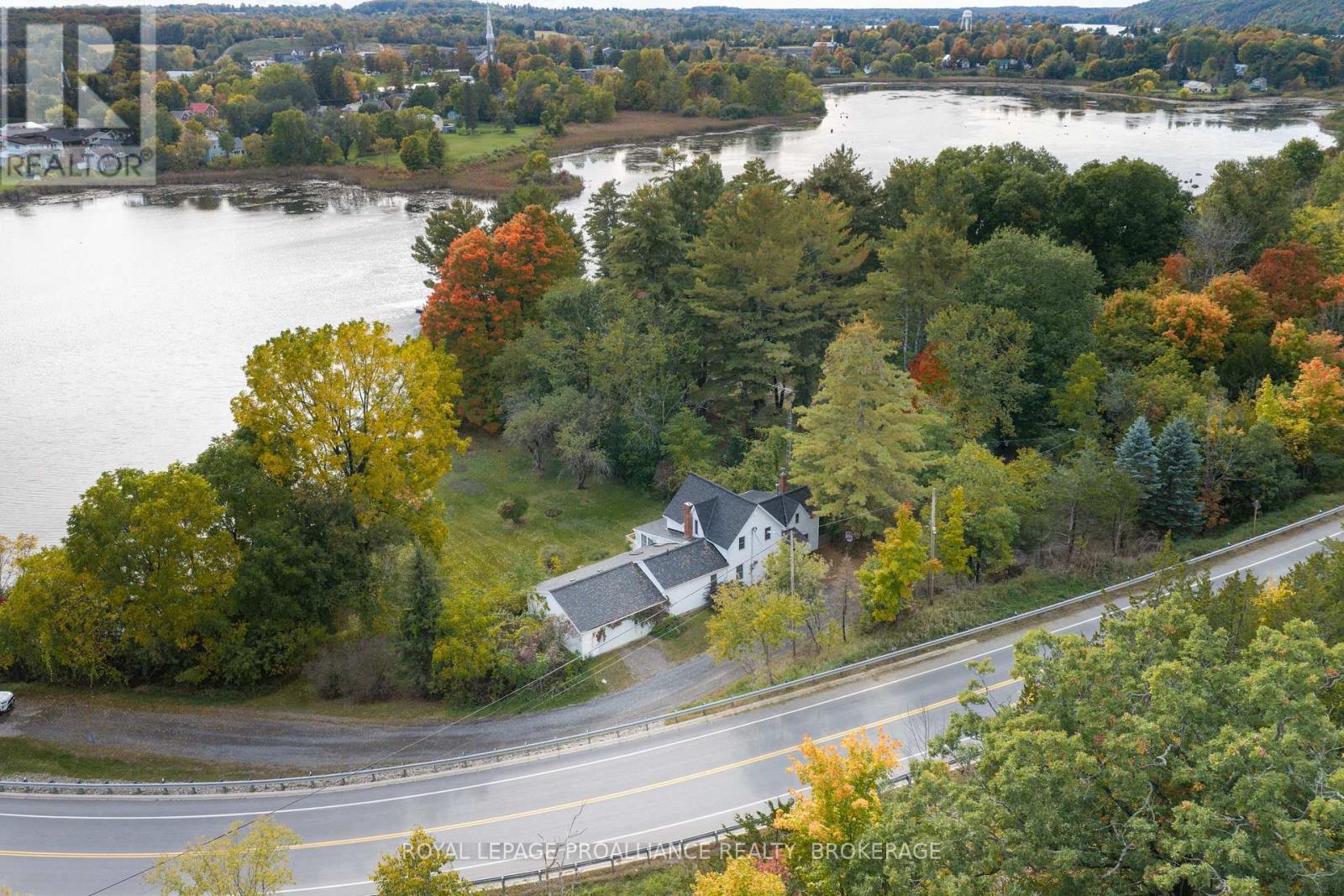 1 Pond Street, Westport, Ontario  K0G 1X0 - Photo 45 - X13092690