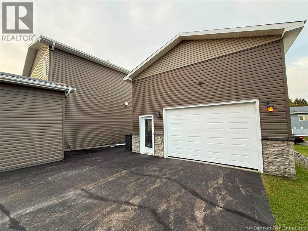 5 Saint-Joseph Street, Sainte-Anne-De-Madawaska, New Brunswick  E7E 1K6 - Photo 22 - NB149031