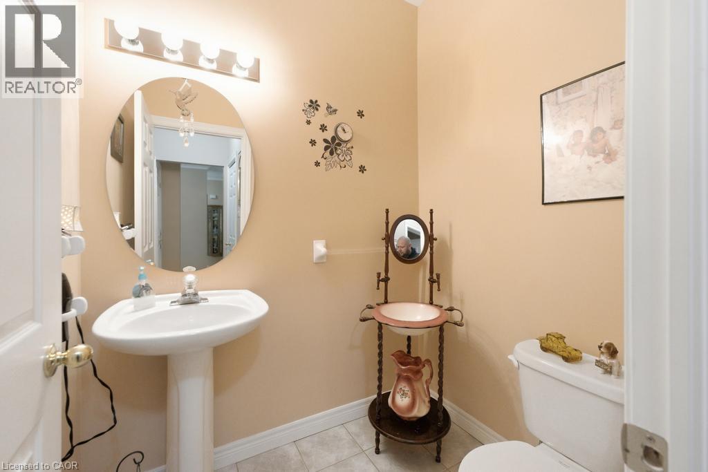 34 Southbrook Drive Unit# 7, Binbrook, Ontario  L0R 2C0 - Photo 6 - 40868828