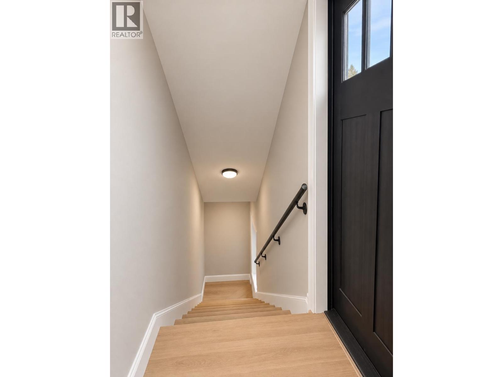 421 Wildstone Close N Unit# 4, Cranbrook, British Columbia  V1C 0G4 - Photo 13 - 10400015