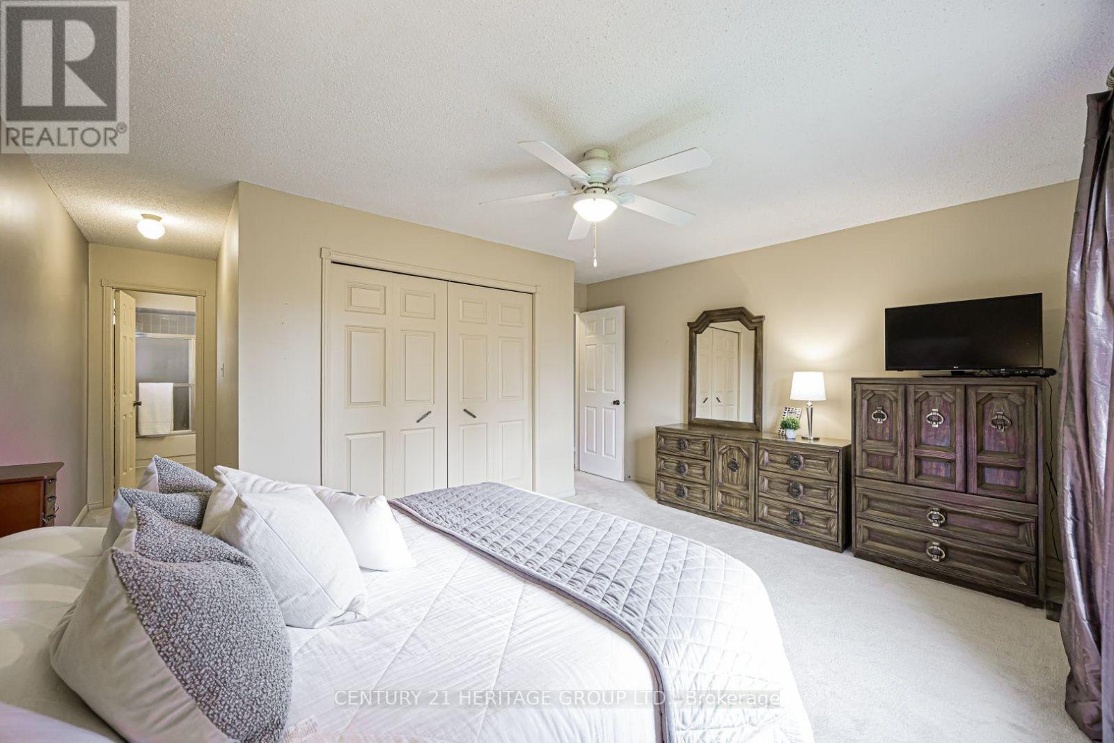 20 Simmons Crescent, Aurora, Ontario  L4G 6B5 - Photo 12 - N13860576