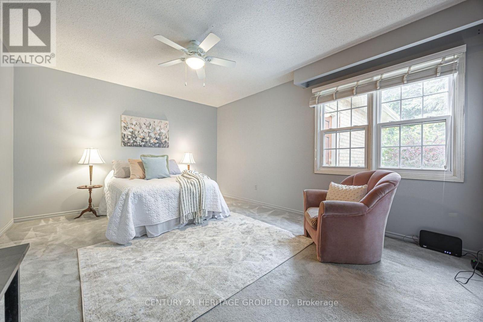 20 Simmons Crescent, Aurora, Ontario  L4G 6B5 - Photo 17 - N13860576
